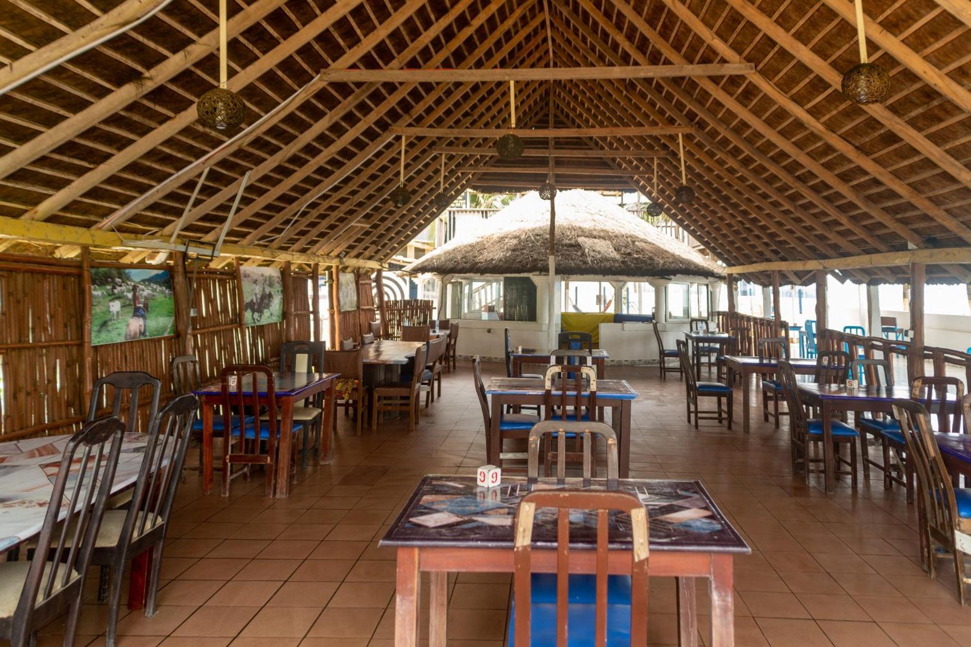 Tahiti Hotel Cotonou Exterior foto